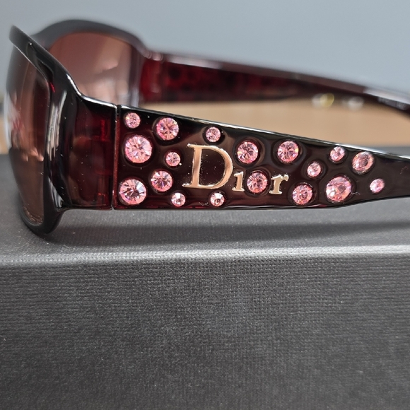 Dior Women's Sunglasses - Dark Brown with Pink Accents - Picture 4 of 15